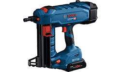 흰색 배경에 있는 파란색 Bosch Professional 배터리 못 박기 기계, 사용 준비 완료.