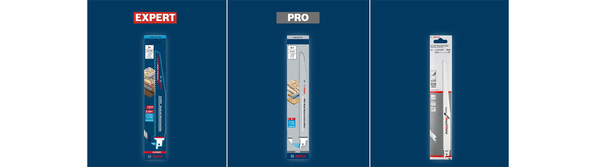 어두운 배경에 파란색 포장된 Bosch Professional 톱날 3개.